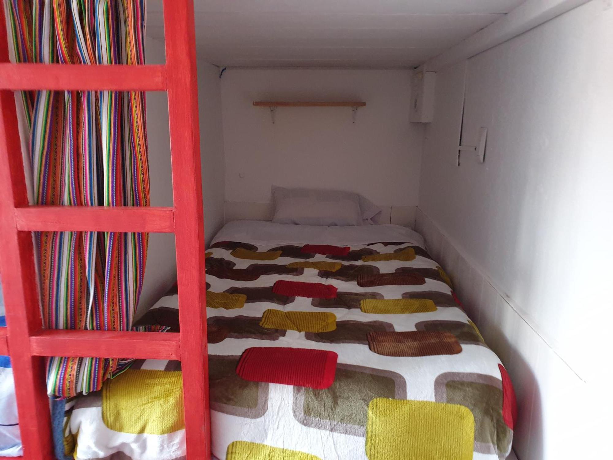 Hostal Sk *